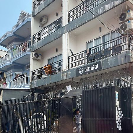 Angel Building Hotel Sihanoukville Bagian luar foto